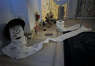 Klopapier-Schneemann